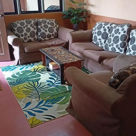 Ns Homestay Private Pool ตานาห์เมราห์ ภายนอก รูปภาพ