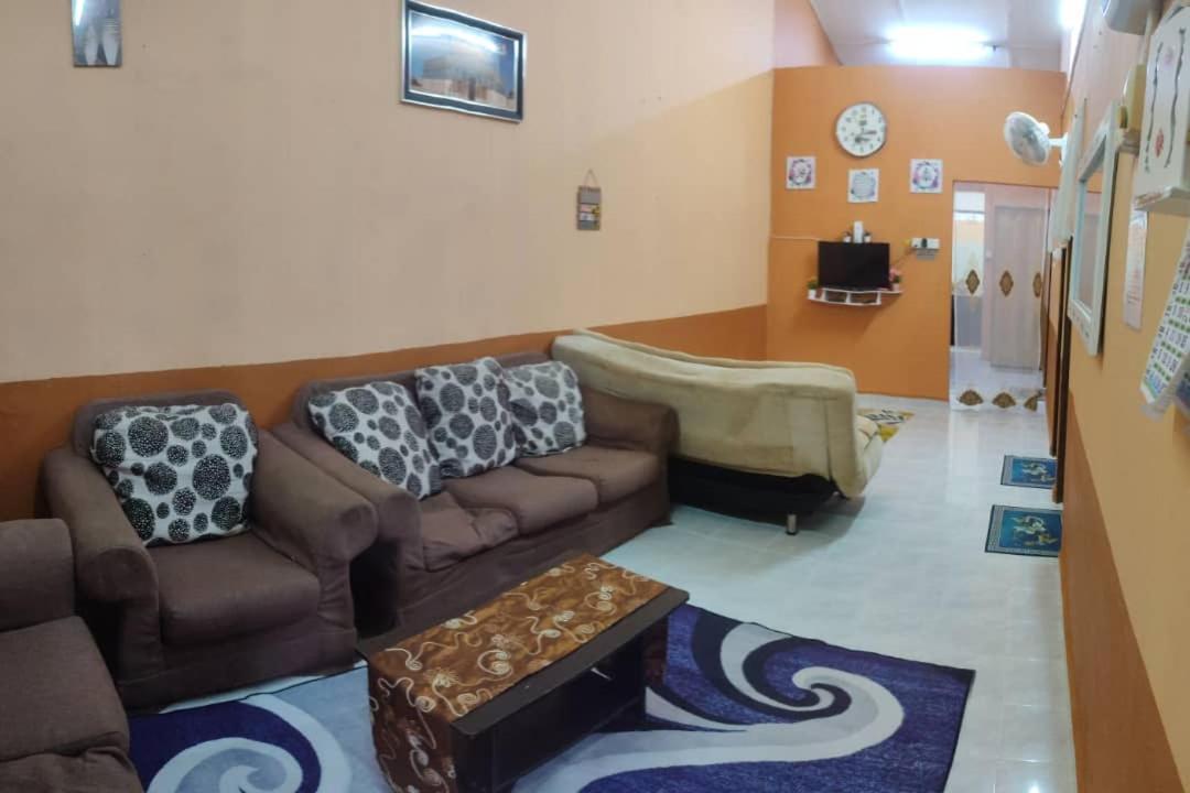 Ns Homestay Private Pool ตานาห์เมราห์ ภายนอก รูปภาพ